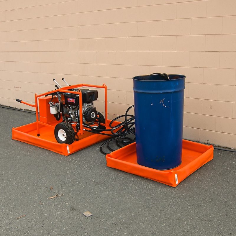 <font color="#294c85"><b>PSP200-1002</b></font><br>Foam Side Wall Spill Berm, 18" x 18" x 4", 19 L Capacity